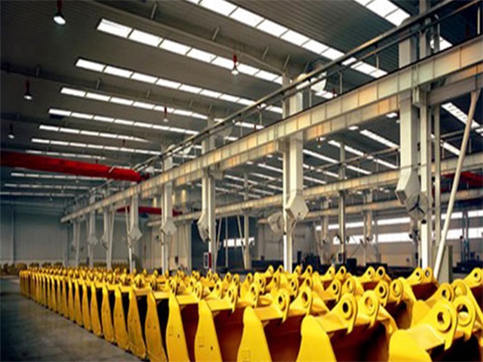 东城徐工集团挖掘机装配车间